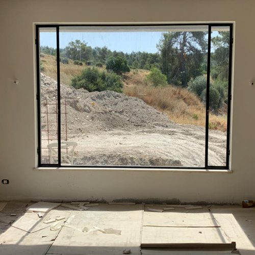 בית סמדר והרב יובל שרלו - מושב תרום אשר בהרי בית שמש (18)
